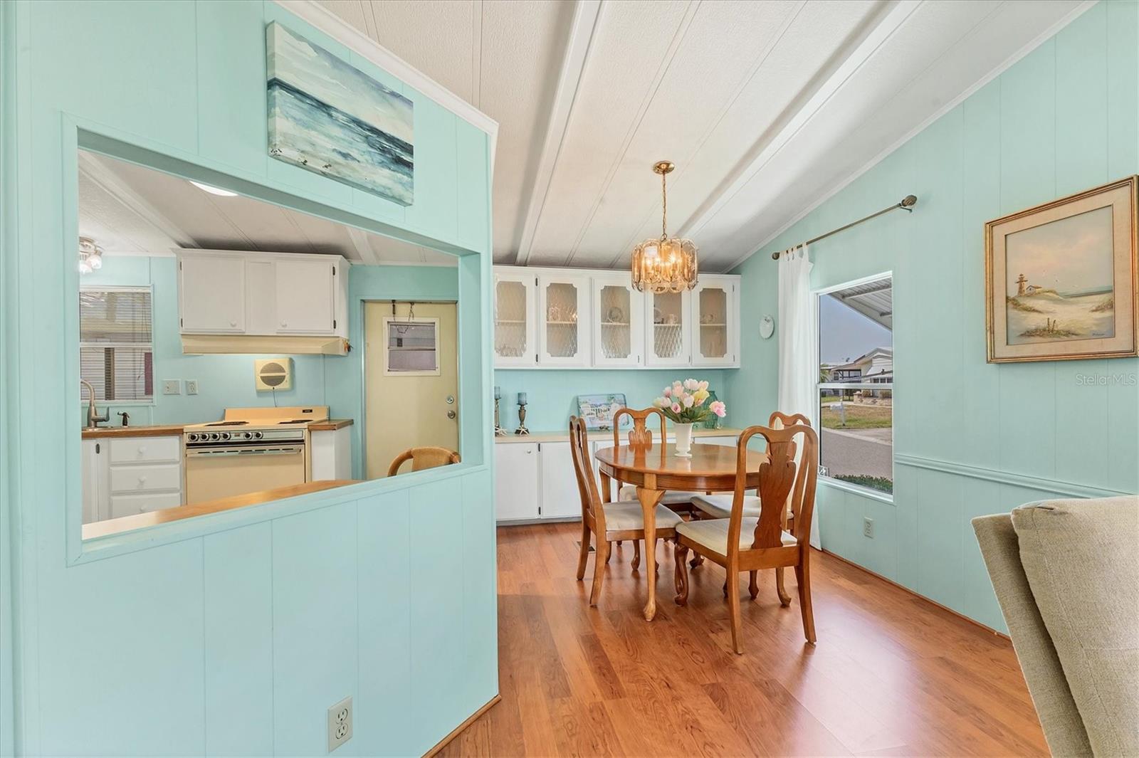 Image 12 of 47 For 4519 14th Street E