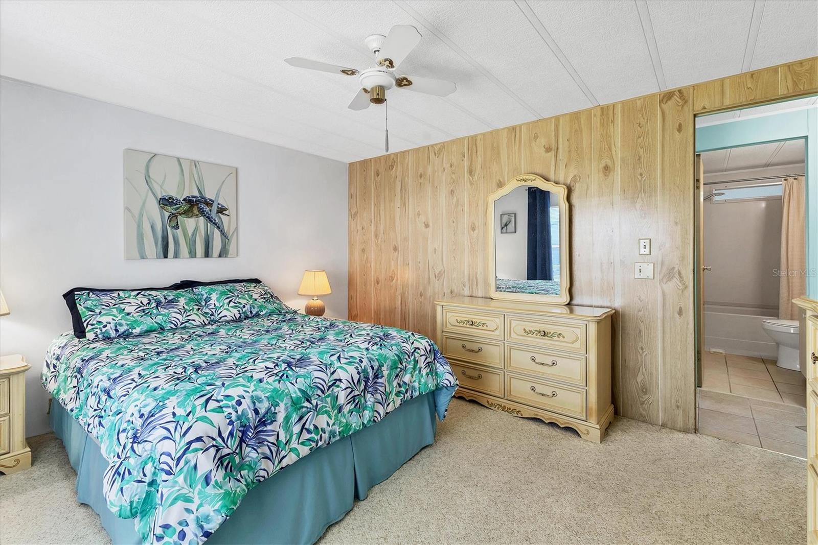Image 16 of 47 For 4519 14th Street E