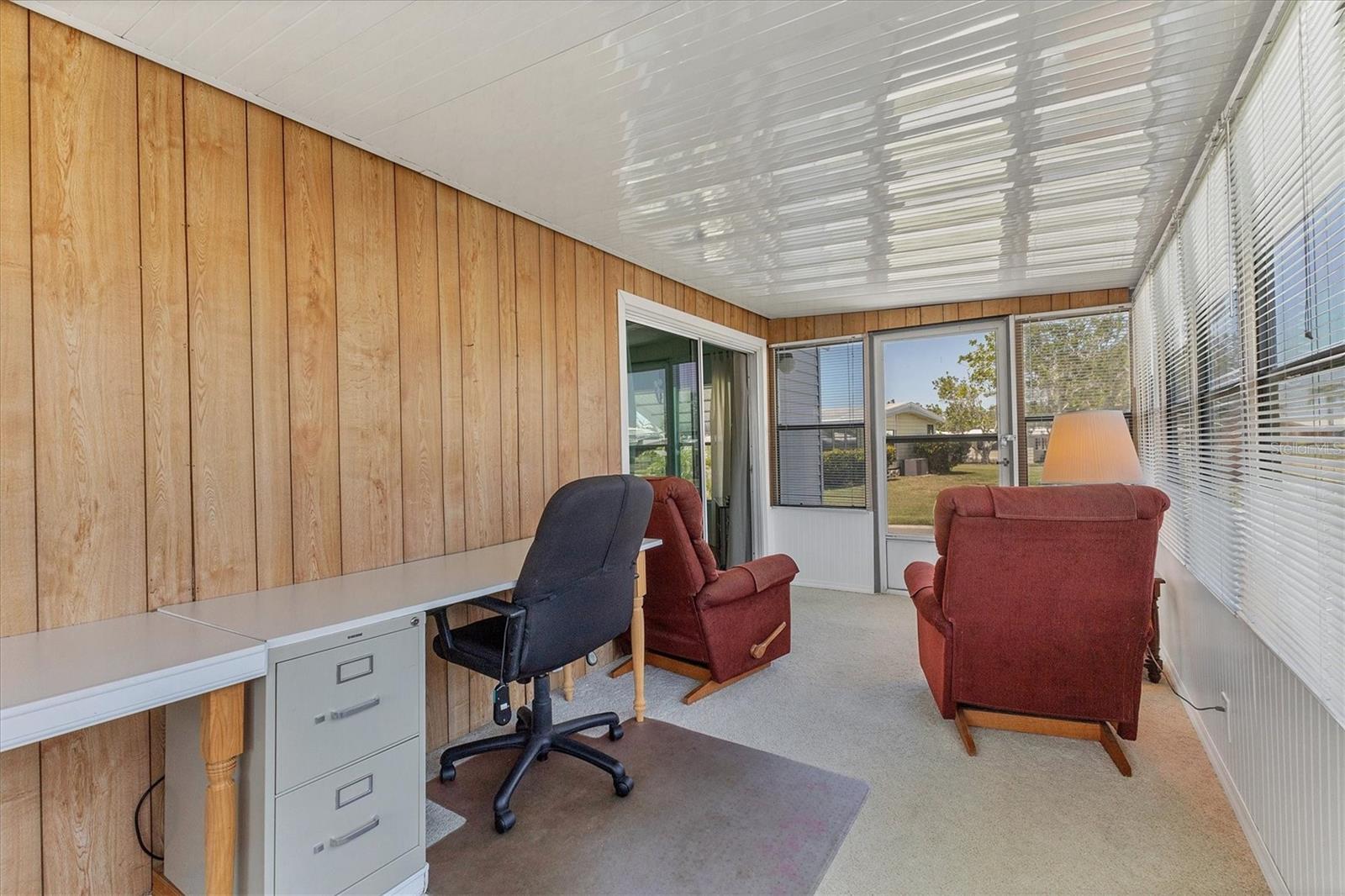 Image 22 of 47 For 4519 14th Street E