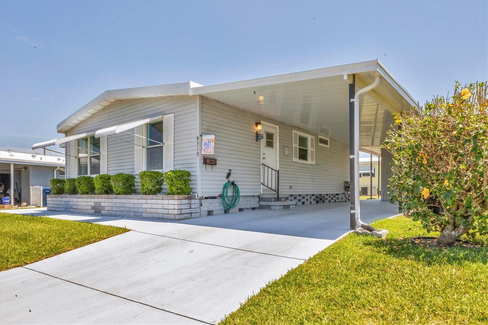 Image 24 of 47 For 4519 14th Street E