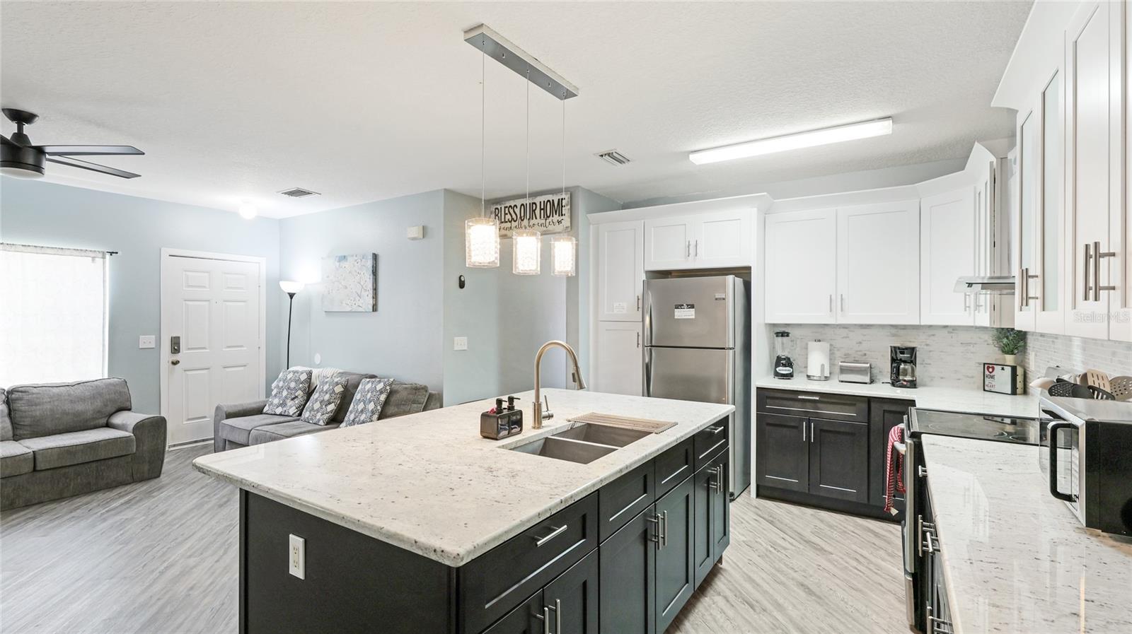 Image 11 of 31 For 2344 28th Avenue E