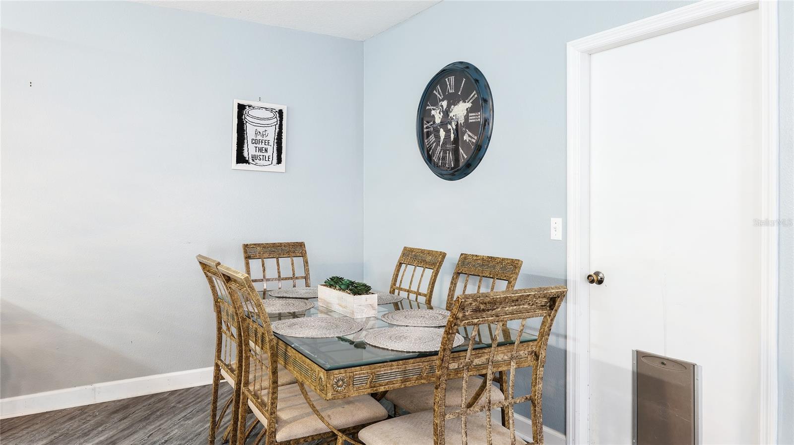 Image 15 of 31 For 2344 28th Avenue E