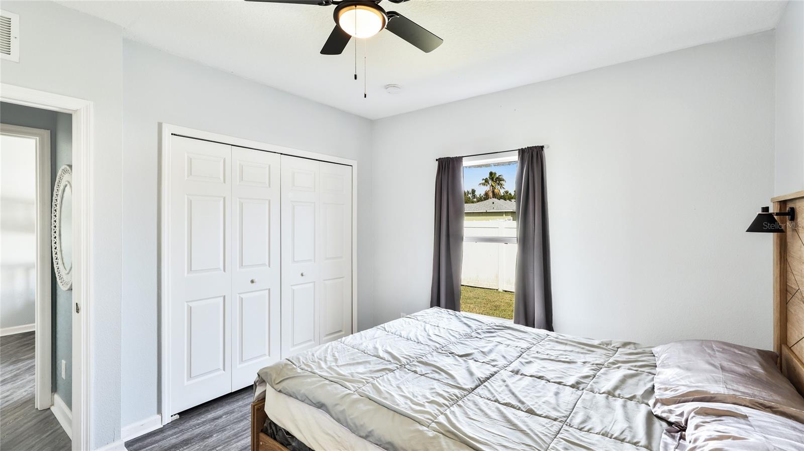 Image 17 of 31 For 2344 28th Avenue E