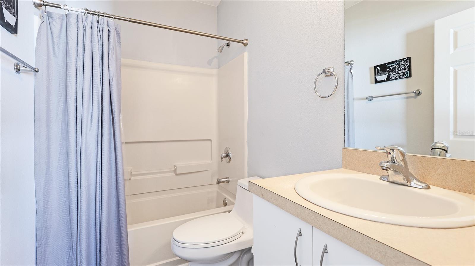 Image 19 of 31 For 2344 28th Avenue E
