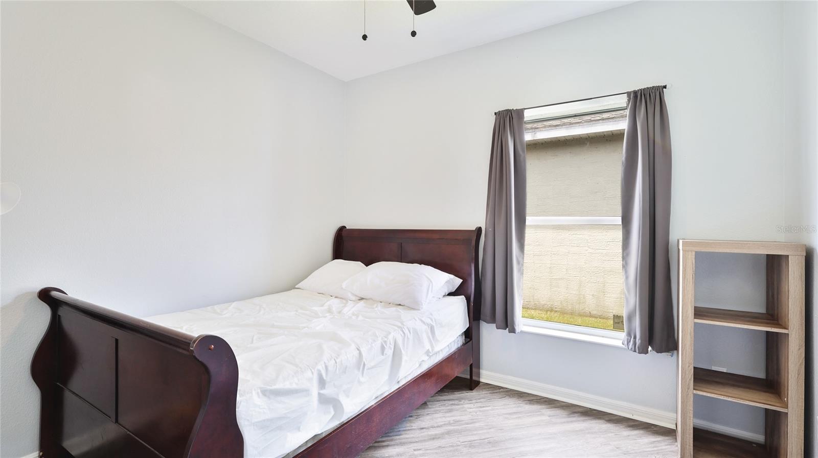 Image 22 of 31 For 2344 28th Avenue E
