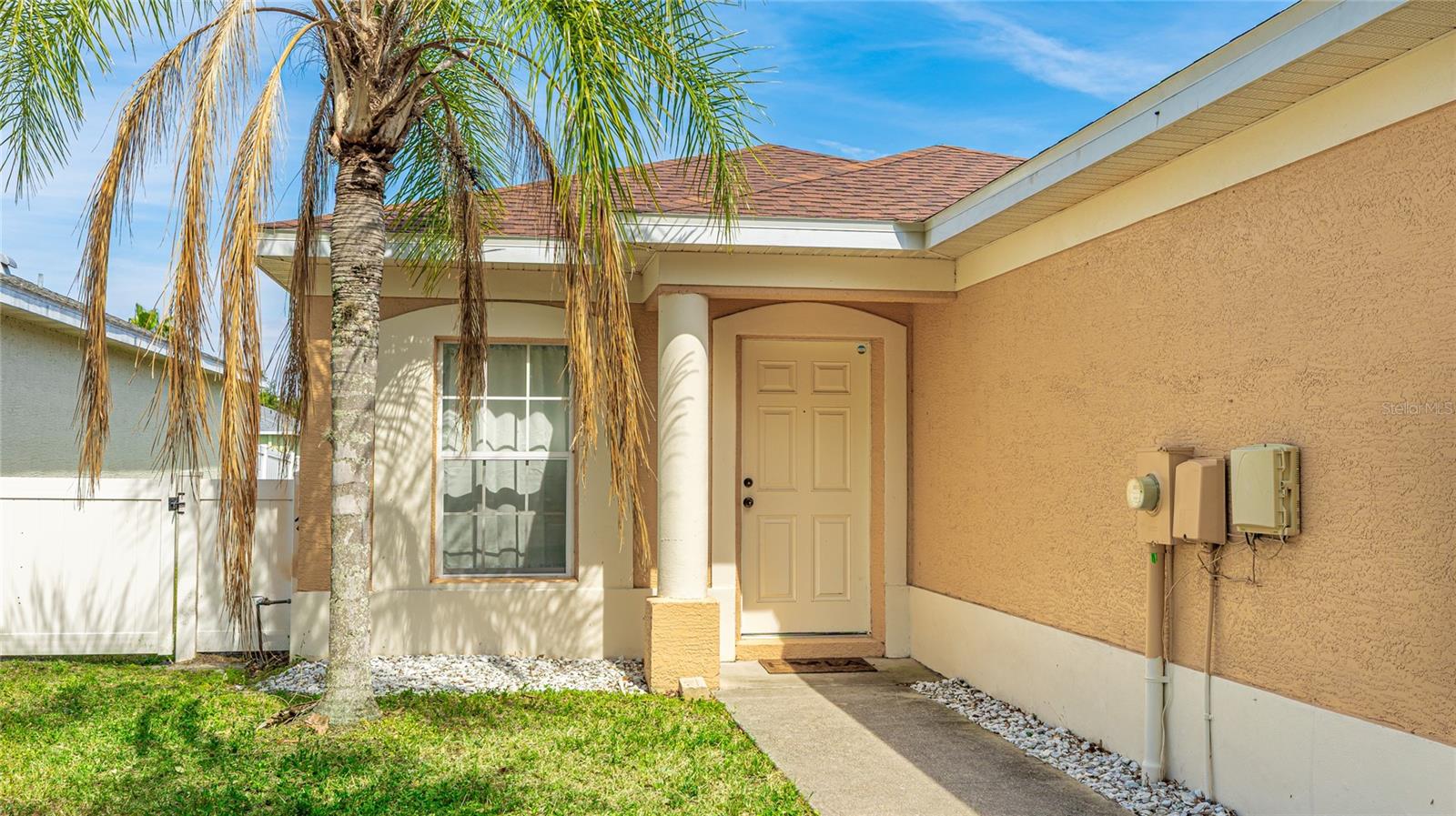 Image 6 of 31 For 2344 28th Avenue E