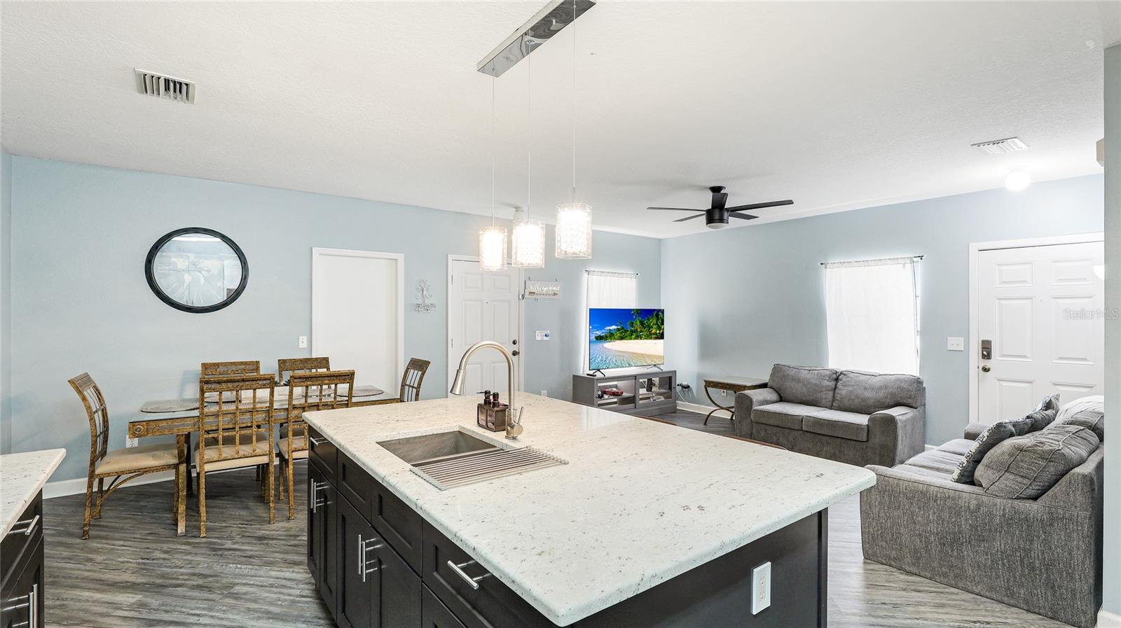 Image 9 of 31 For 2344 28th Avenue E