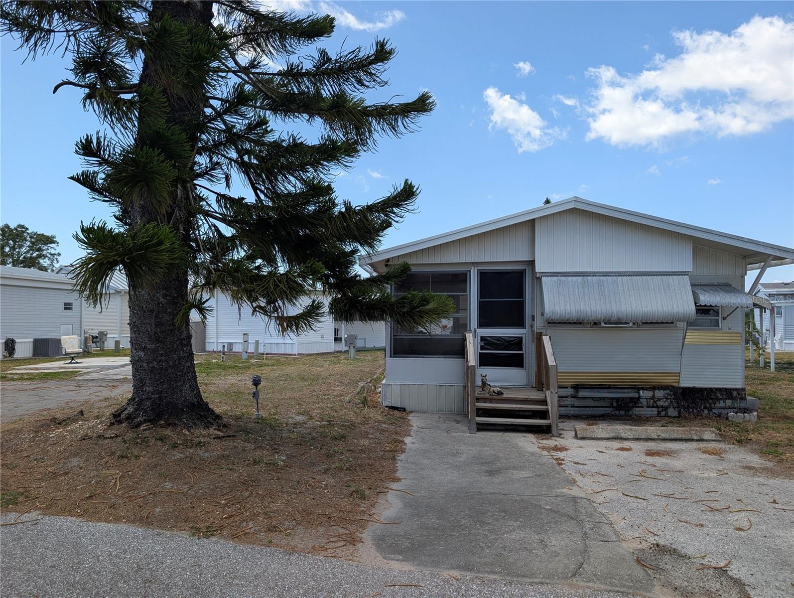 Details for 3275 26th Avenue E 202, BRADENTON, FL 34208