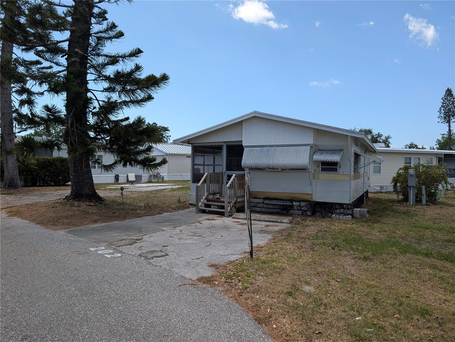 Image 4 of 9 For 3275 26th Avenue E 202