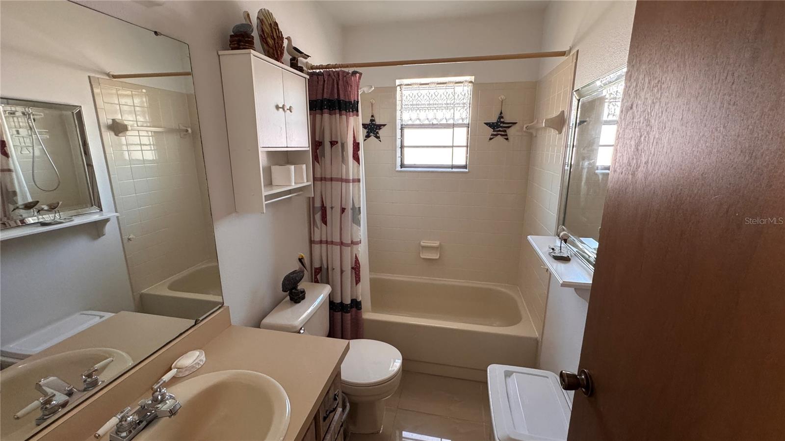 Image 10 of 30 For 2448 45th Street S