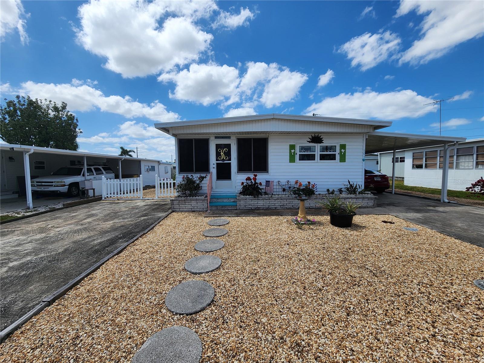 Details for 104 48th Avenue Drive W, BRADENTON, FL 34207