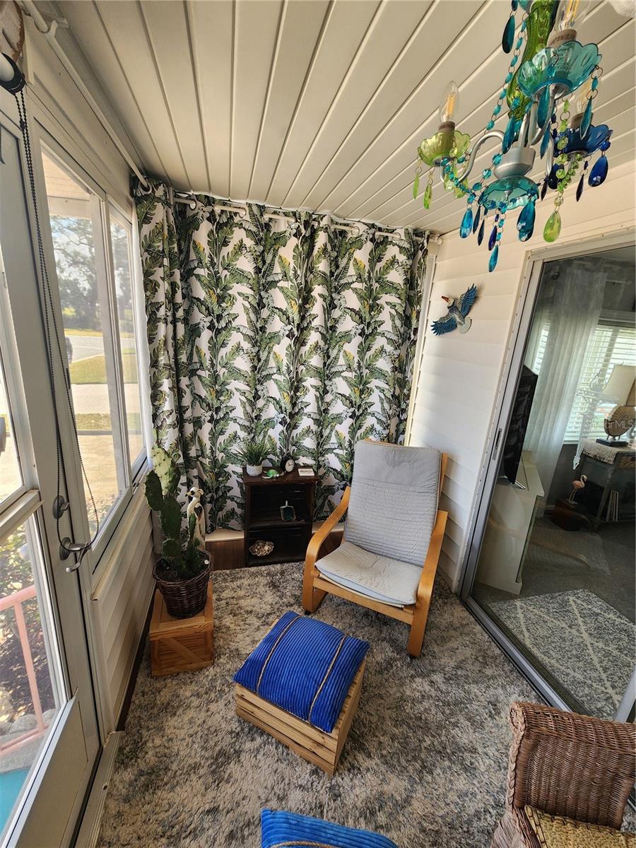 Image 10 of 27 For 104 48th Avenue Drive W