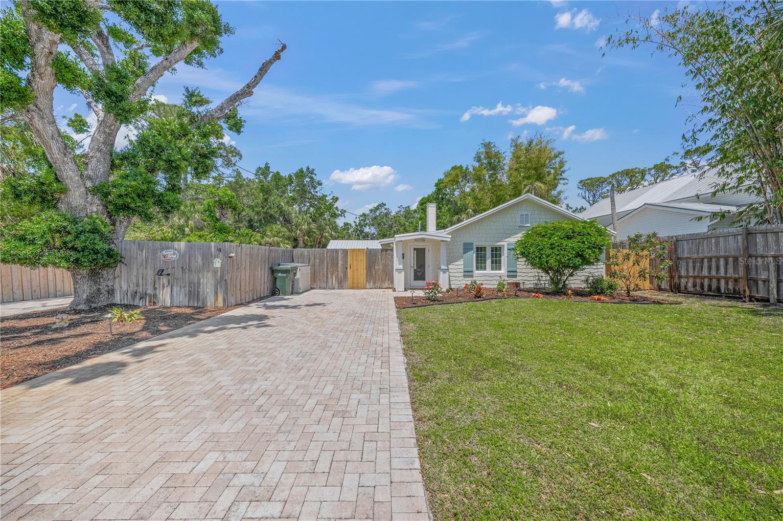 Image 6 of 71 For 2537 Ashton Road