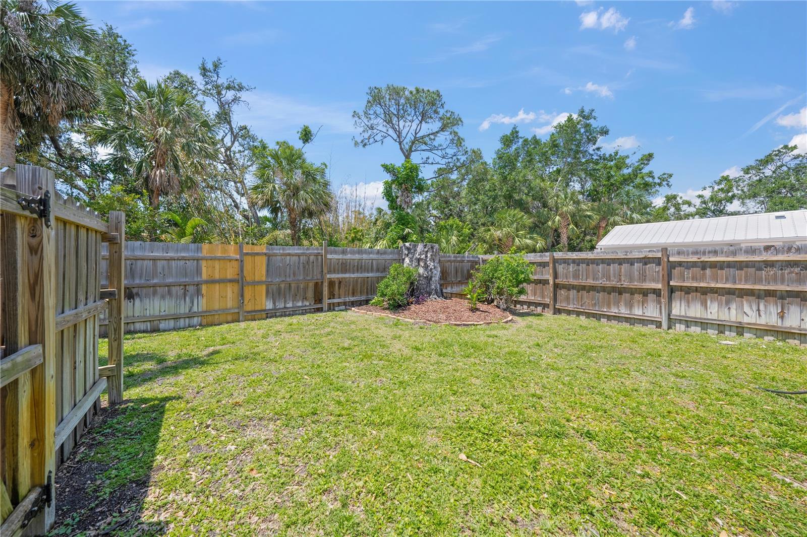 Image 9 of 71 For 2537 Ashton Road