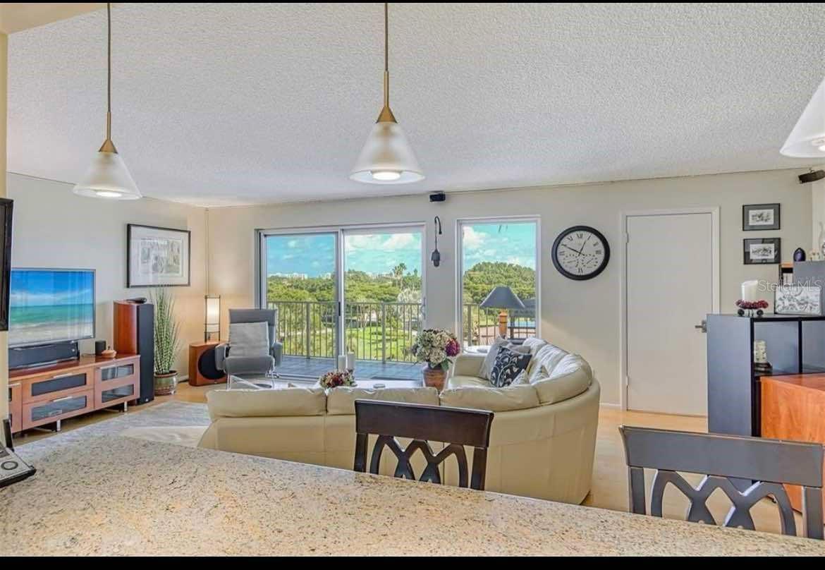 Image 21 of 46 For 2295 Gulf Of Mexico Drive E 55
