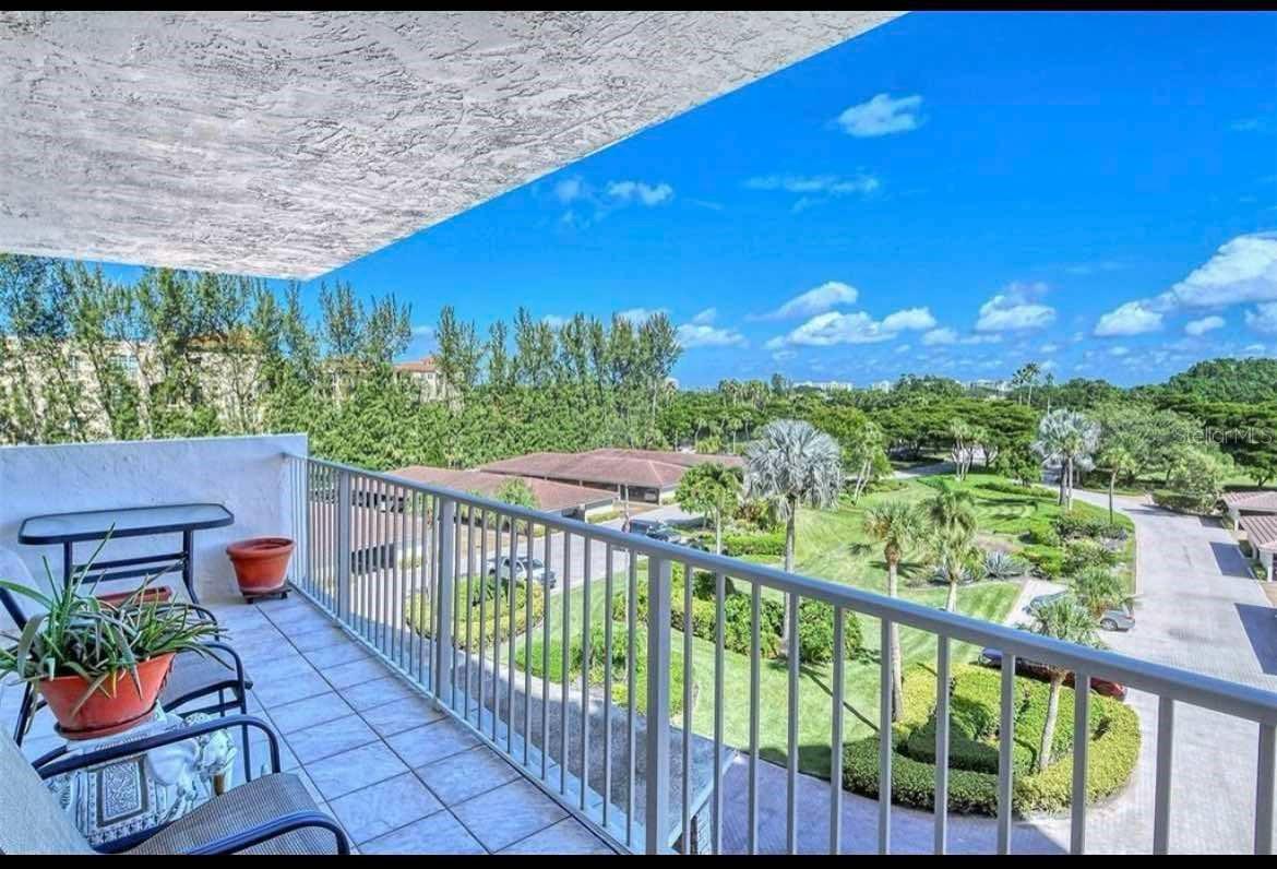 Image 22 of 46 For 2295 Gulf Of Mexico Drive E 55