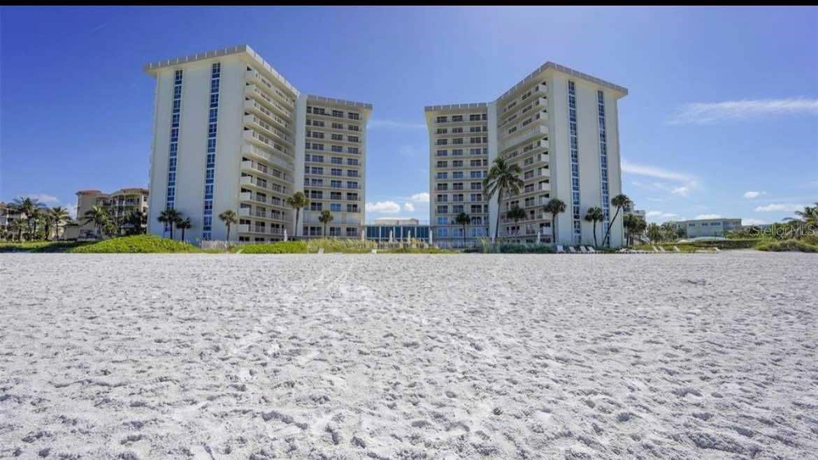 Image 45 of 46 For 2295 Gulf Of Mexico Drive E 55