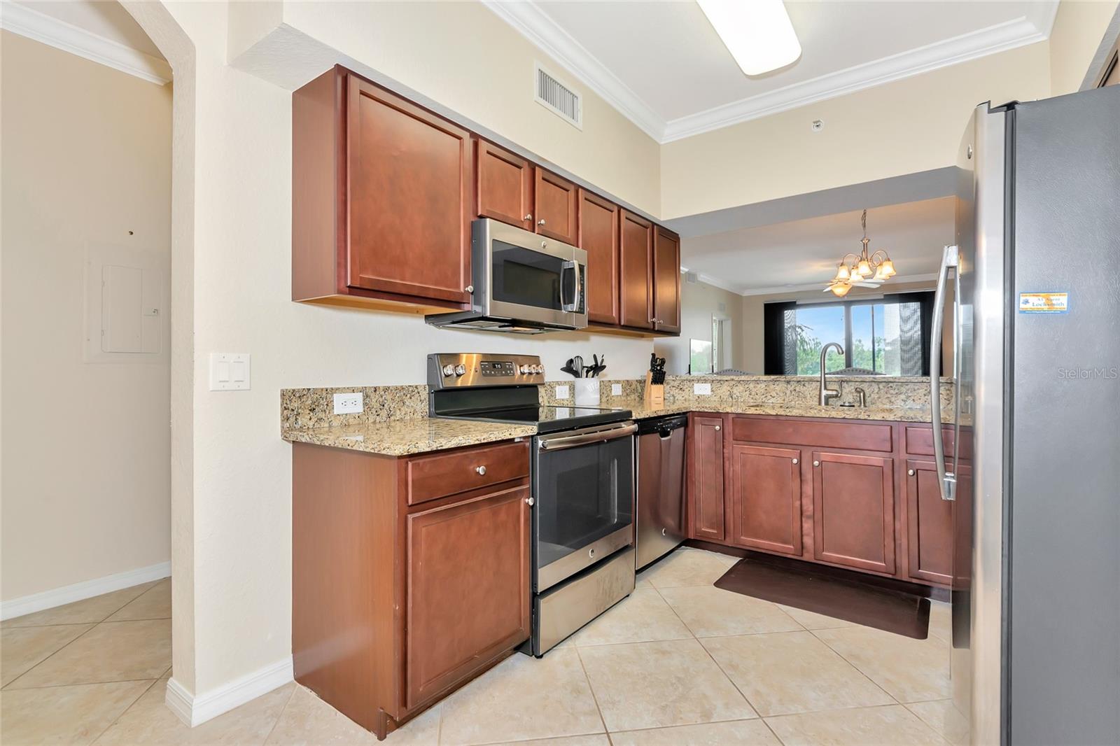 Image 16 of 51 For 16804 Vardon Terrace 205