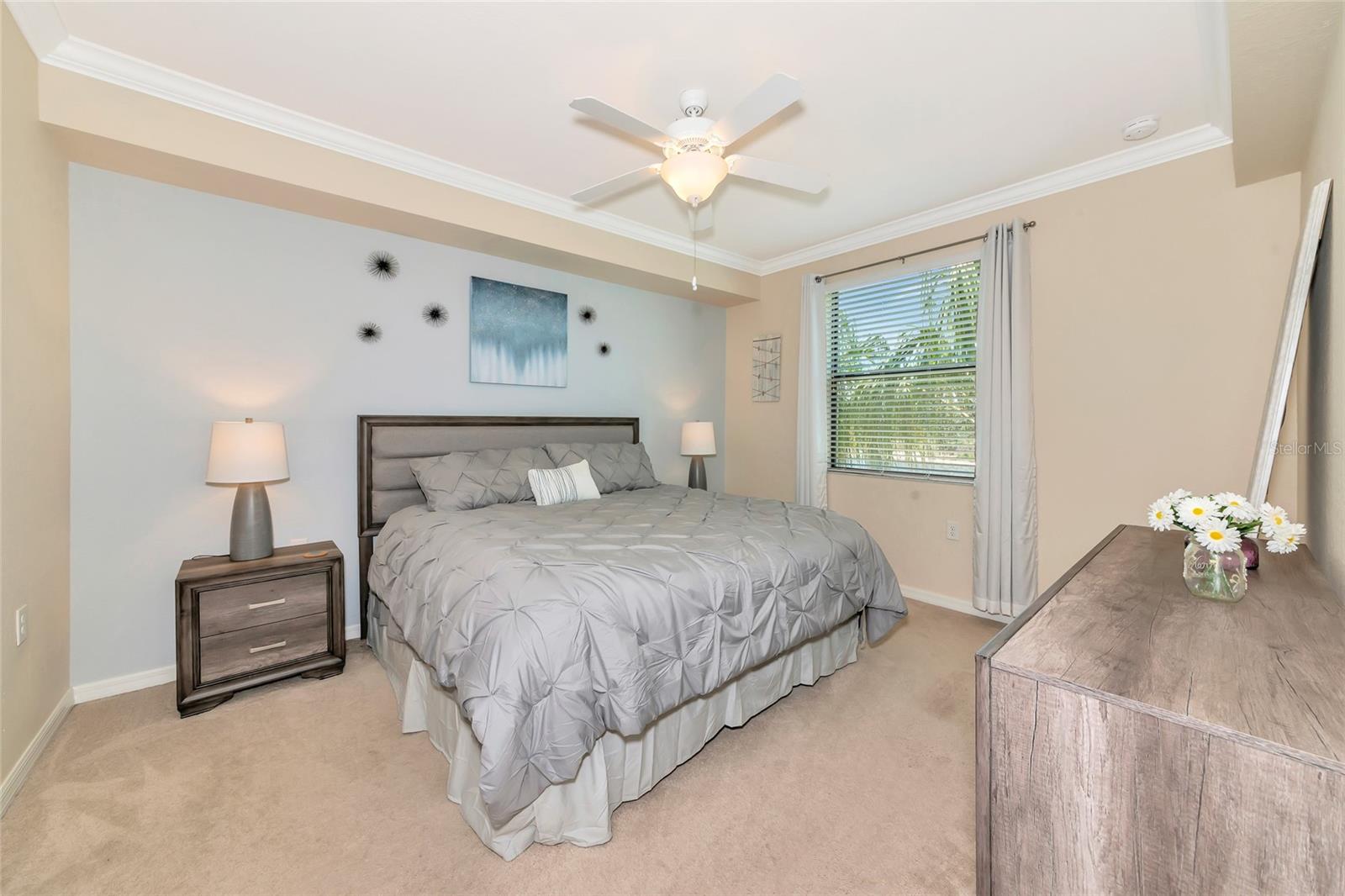 Image 17 of 51 For 16804 Vardon Terrace 205