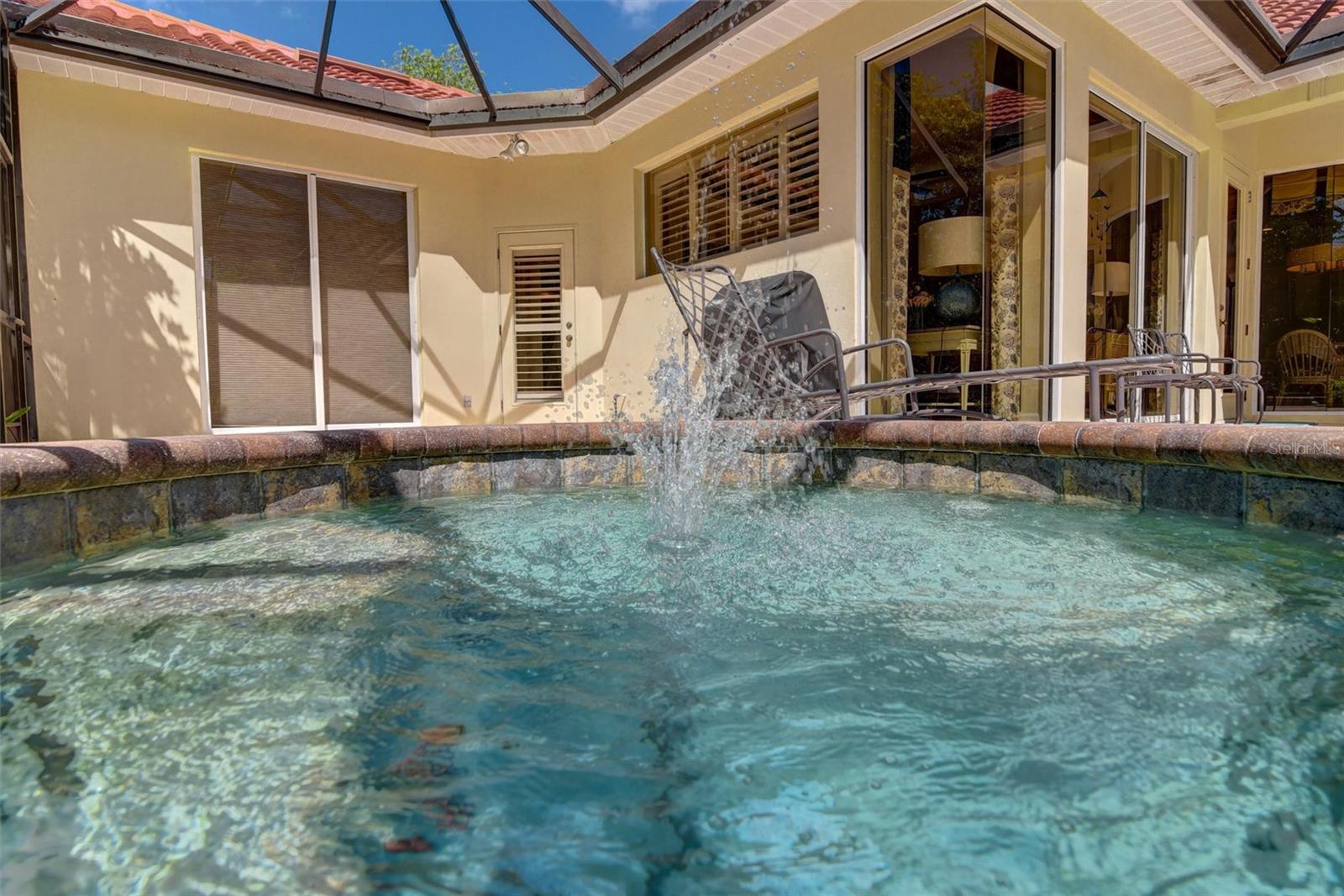 Listing photo id 14 for 8005 Royal Birkdale Circle