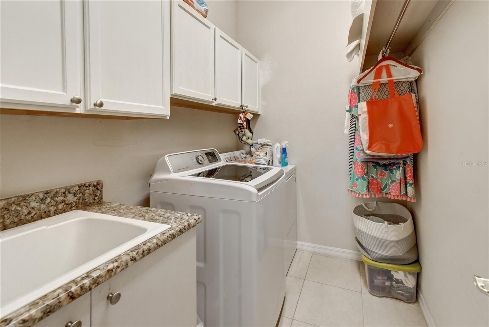 Listing photo id 26 for 8005 Royal Birkdale Circle