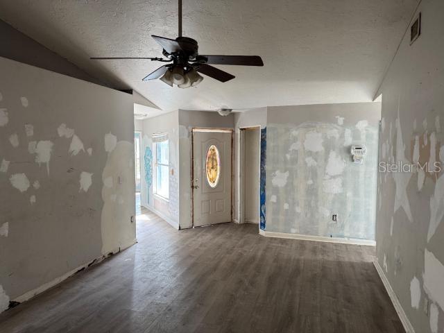 Image 4 of 10 For 6928 43rd Court E