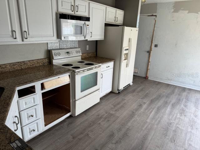Image 6 of 10 For 6928 43rd Court E