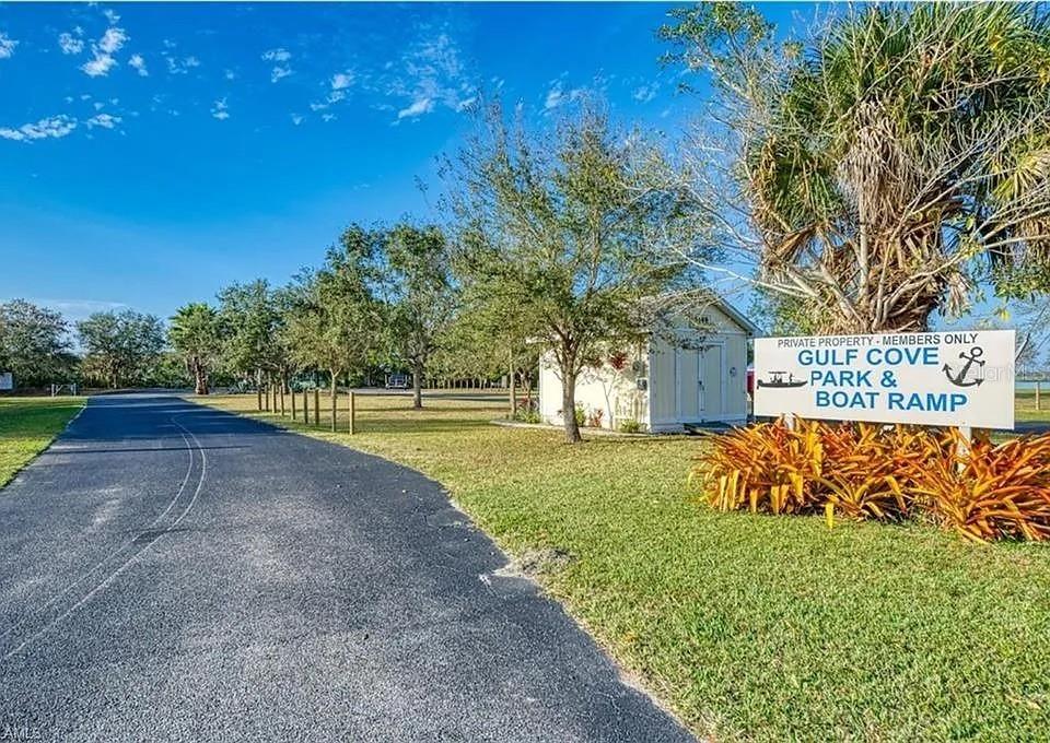 Image 4 of 11 For 9489 Agate Street