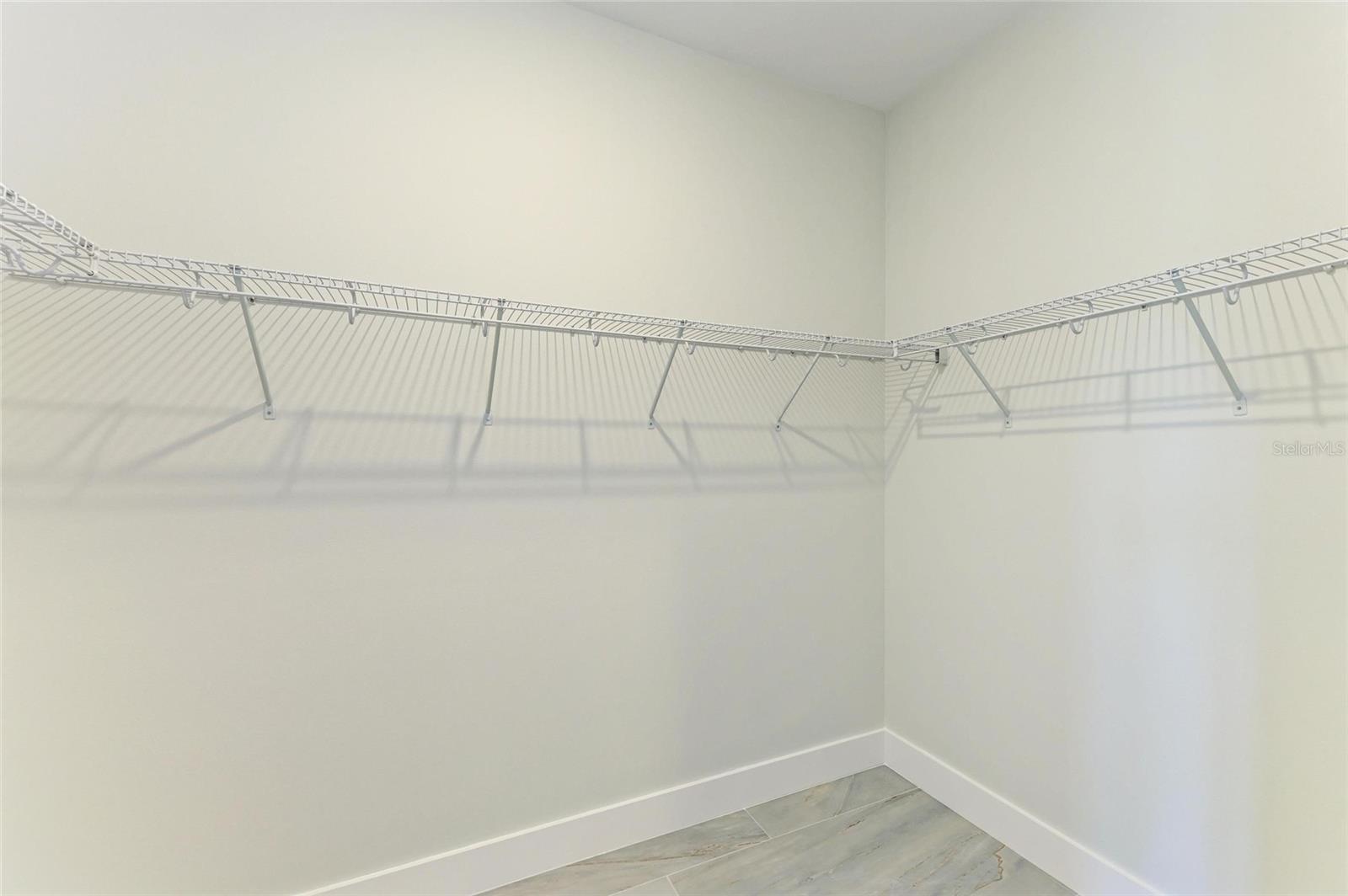 Image 28 of 42 For 380 Holly Road