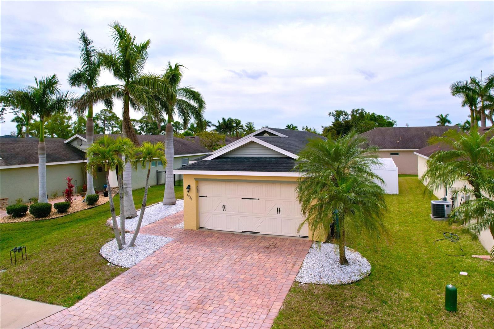 Image 31 of 74 For 4826 San Ortebello Drive