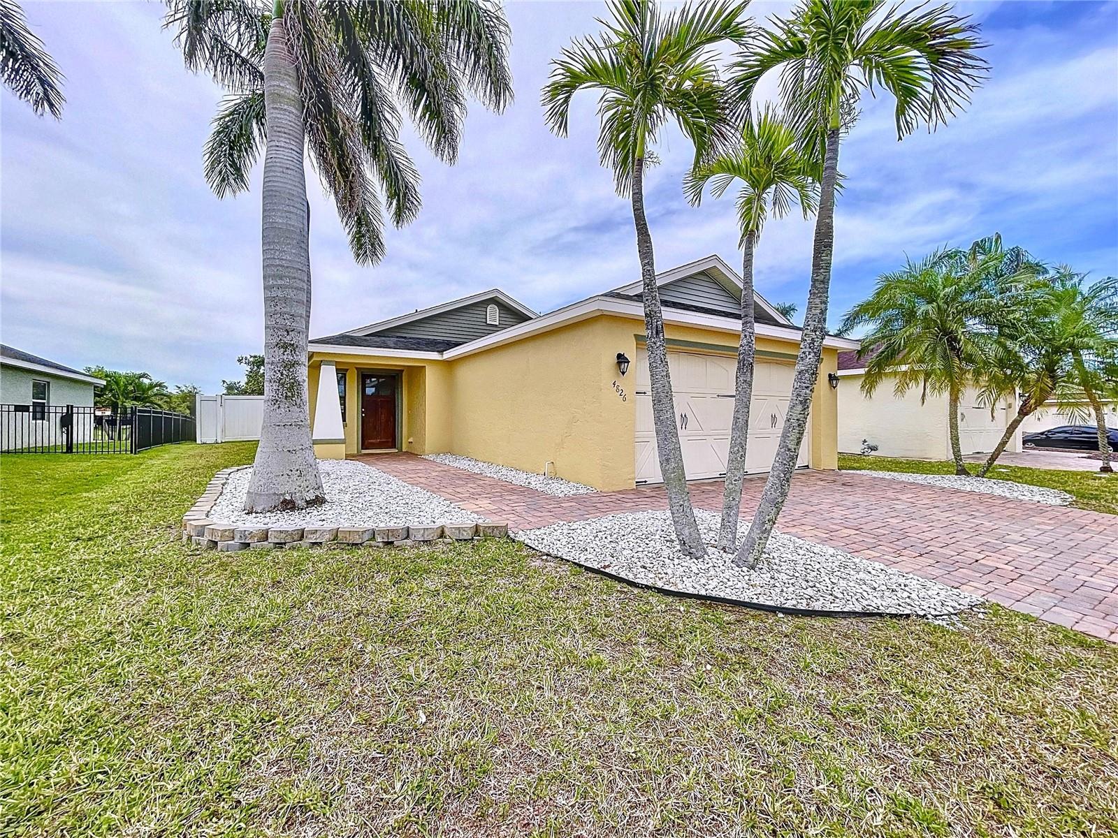 Image 66 of 74 For 4826 San Ortebello Drive
