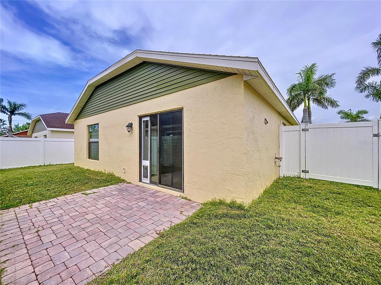 Image 8 of 74 For 4826 San Ortebello Drive