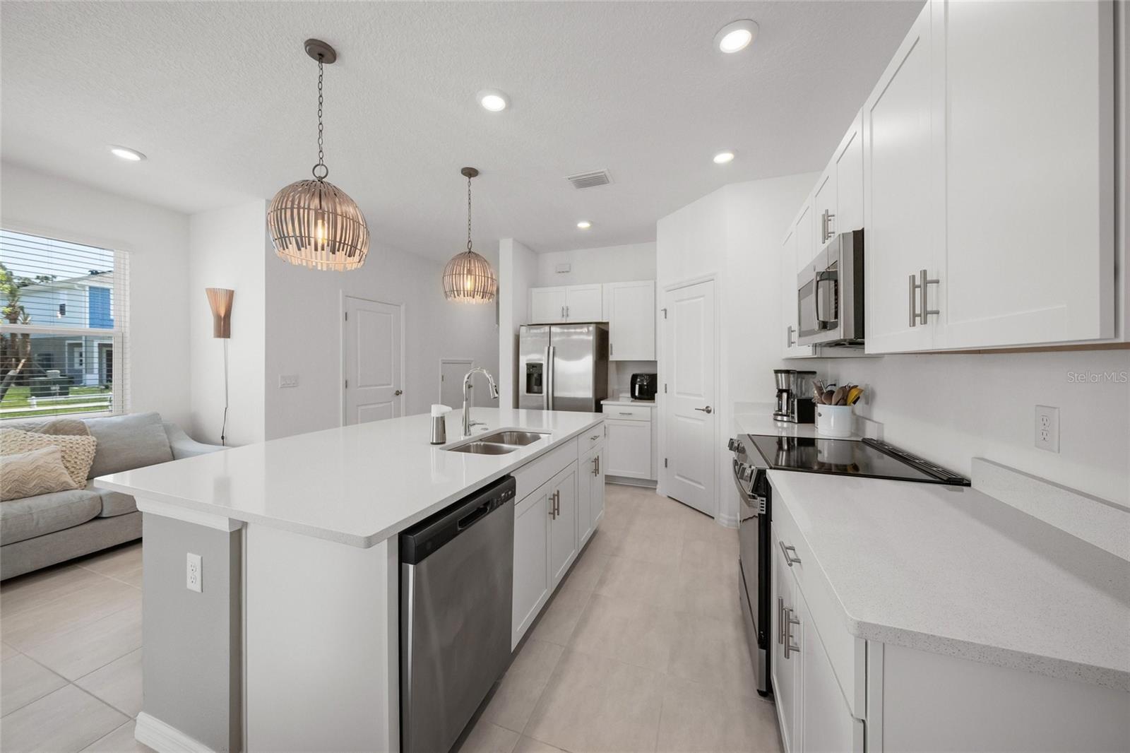 Image 12 of 43 For 15051 Ginetti Street