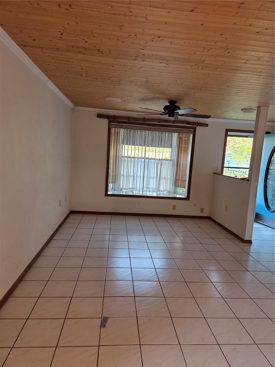 Image 7 of 21 For 4700 Neptune Road