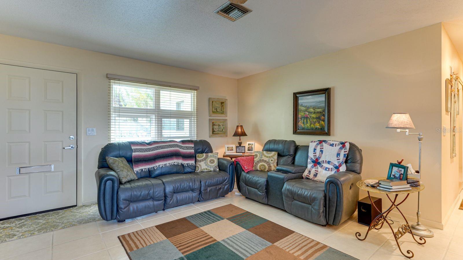 Image 9 of 33 For 2259 Pueblo Lane V38
