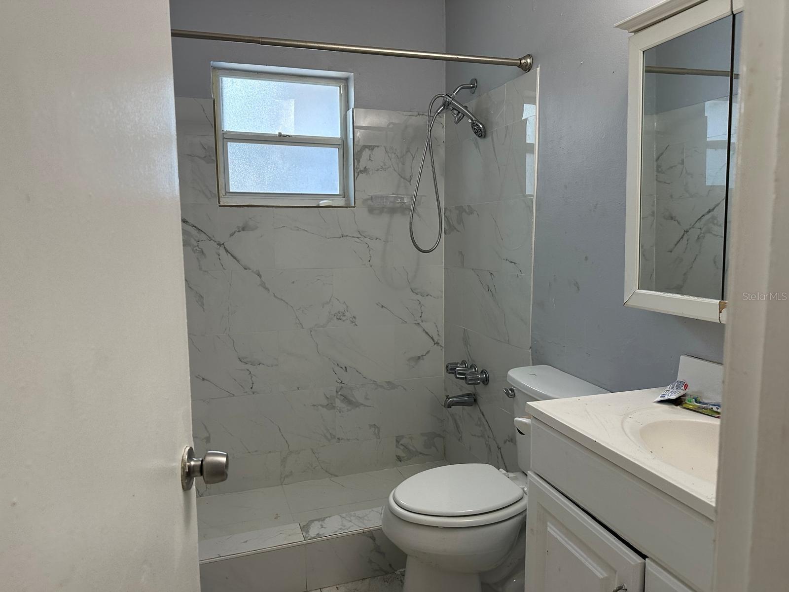 Image 21 of 25 For 5014 & 5016 22nd Street W