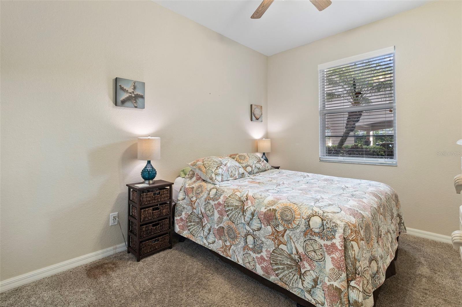 Image 12 of 54 For 803 Fairwaycove Lane 102