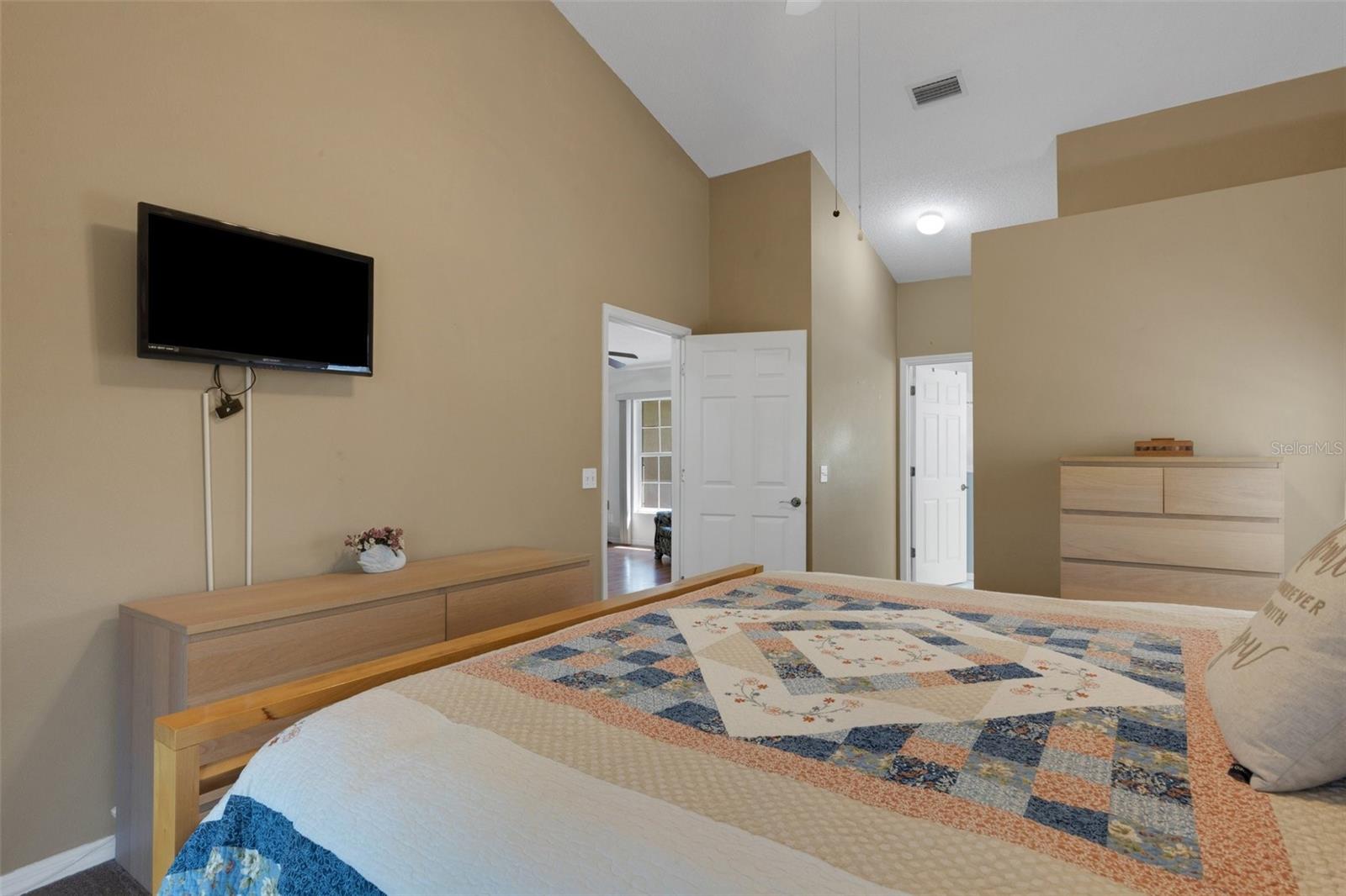 Image 32 of 75 For 4926 72nd Street E