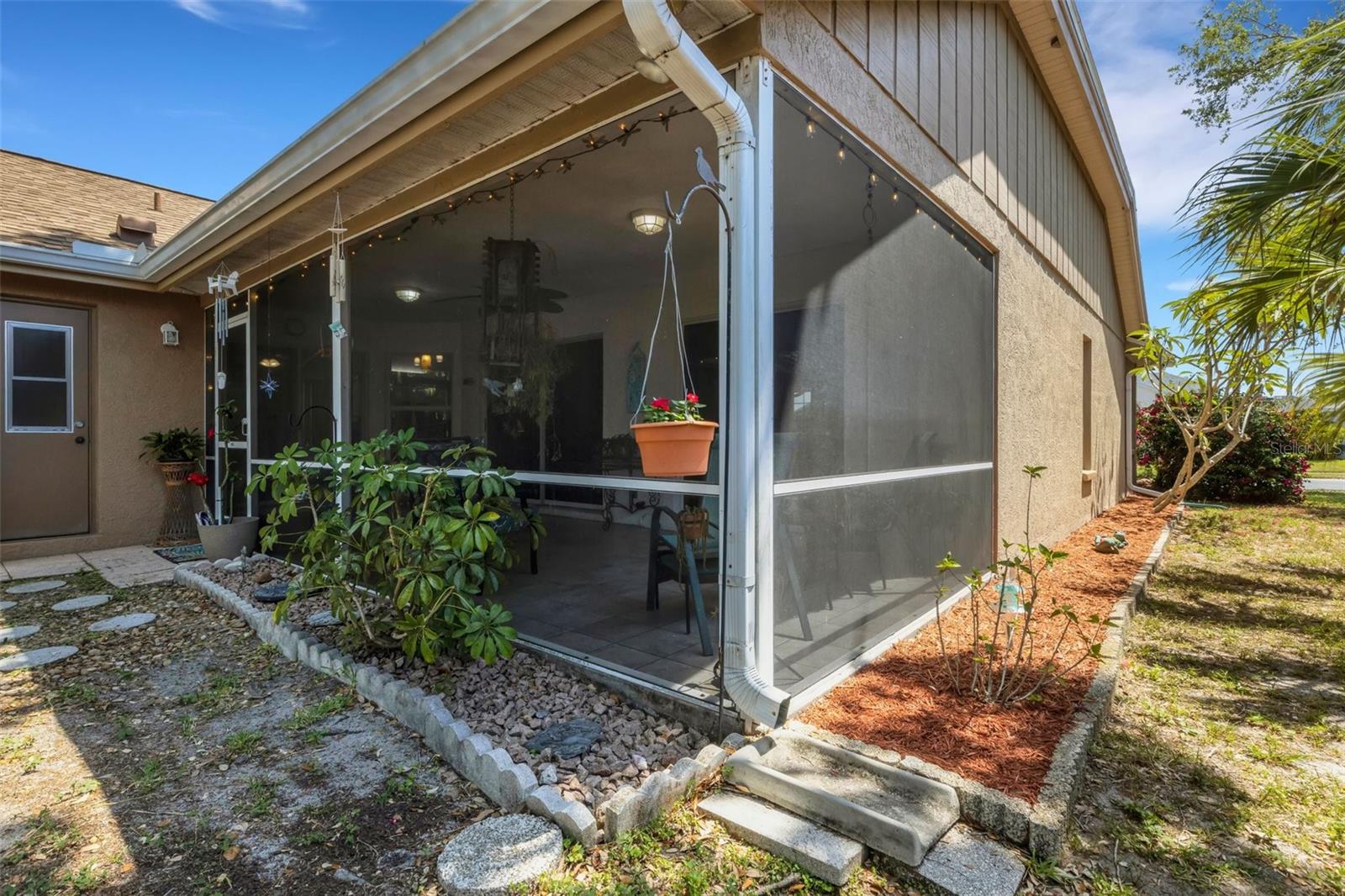 Image 47 of 75 For 4926 72nd Street E