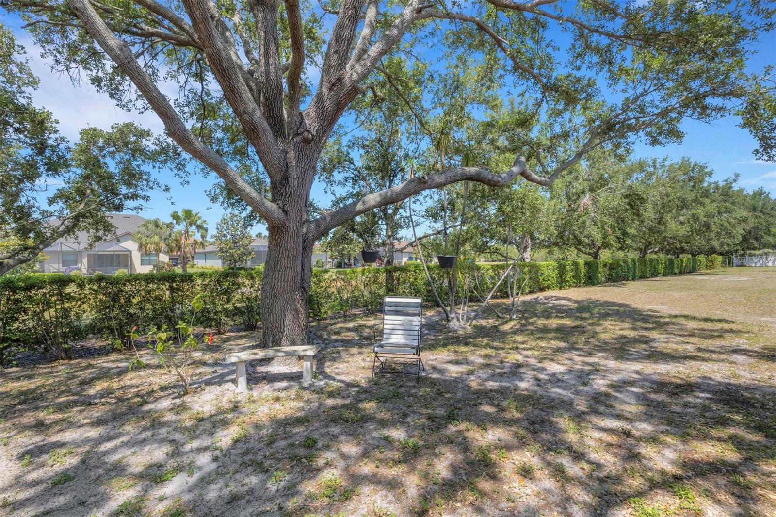Image 54 of 75 For 4926 72nd Street E