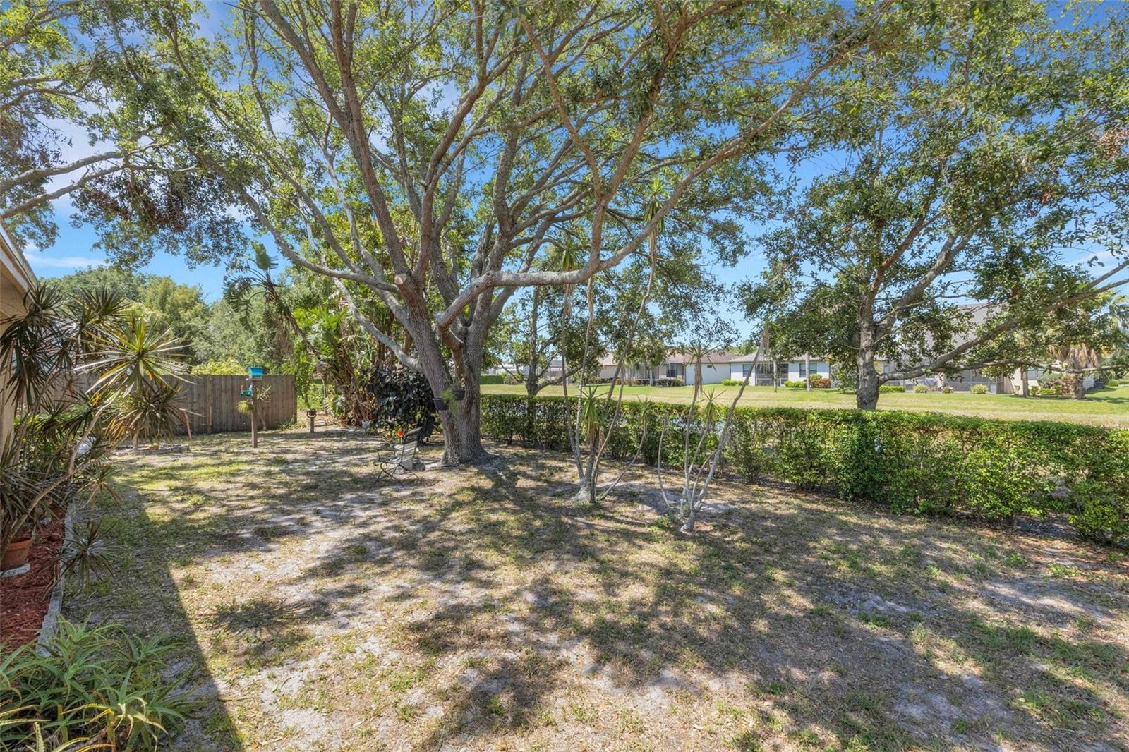 Image 56 of 75 For 4926 72nd Street E