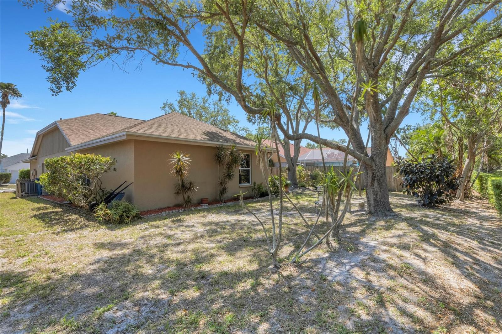 Image 57 of 75 For 4926 72nd Street E