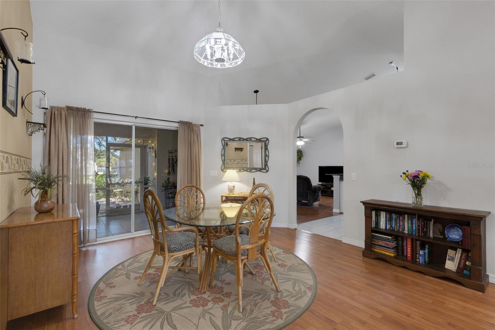 Image 9 of 75 For 4926 72nd Street E