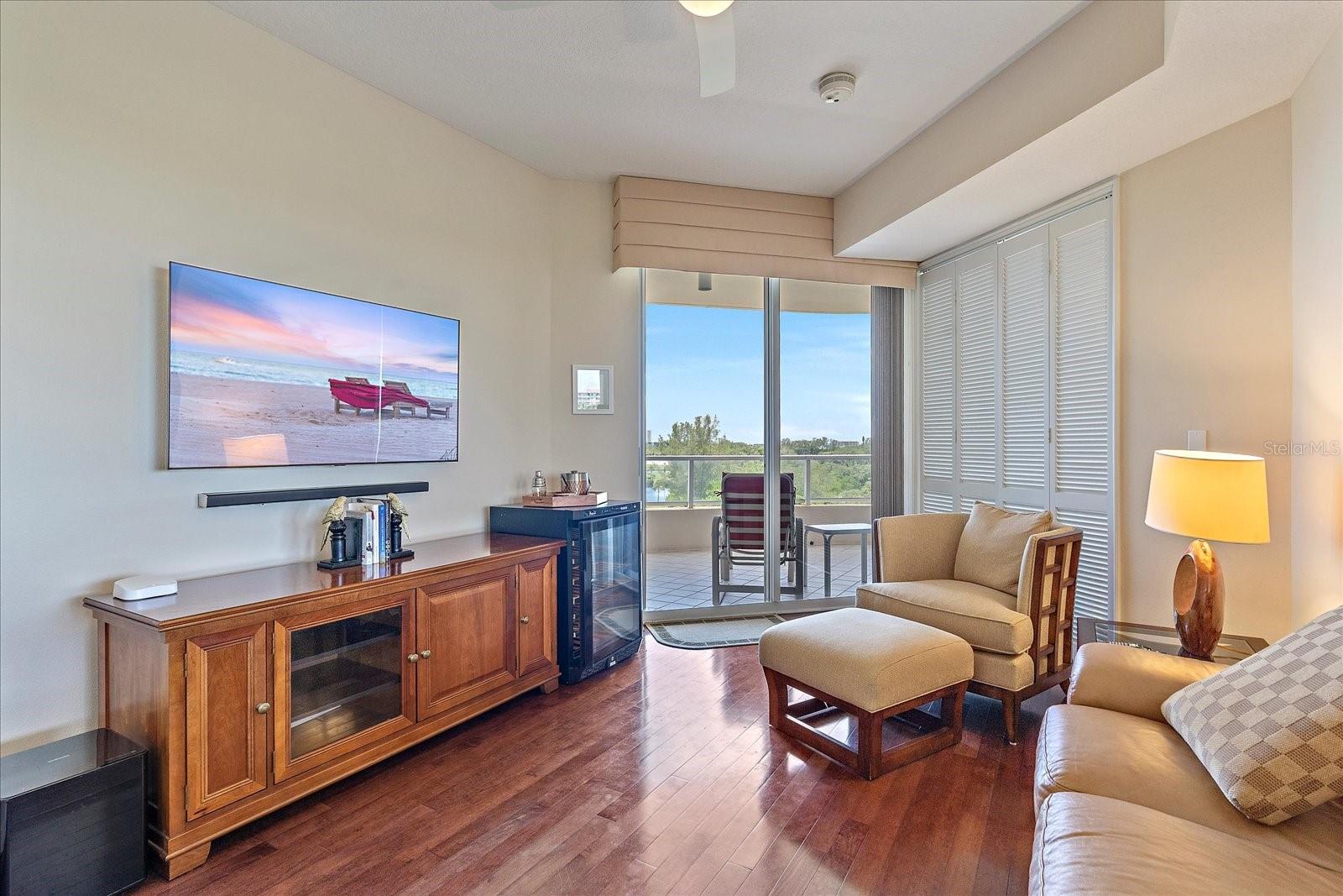 Image 11 of 35 For 3010 Grand Bay Boulevard 445