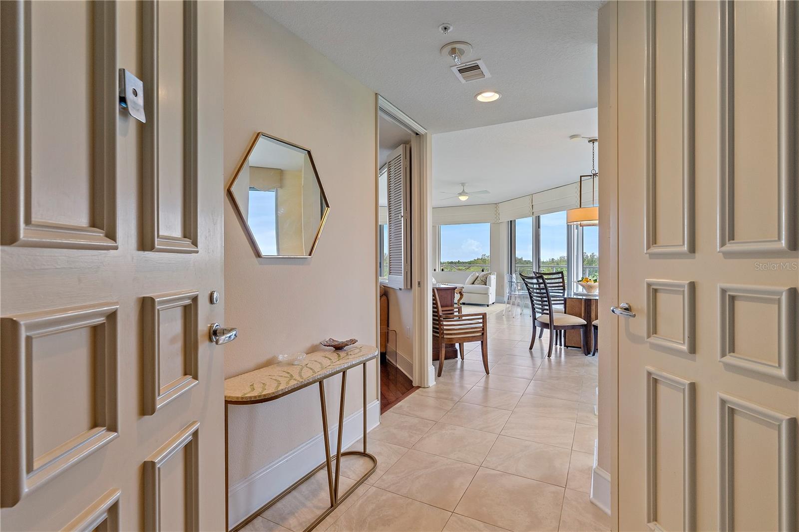 Image 18 of 35 For 3010 Grand Bay Boulevard 445