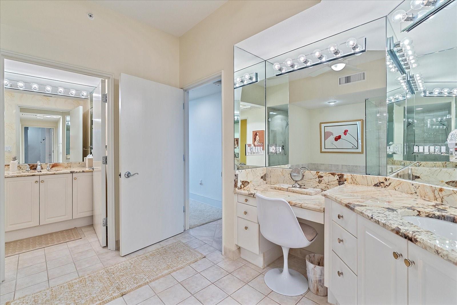 Image 7 of 35 For 3010 Grand Bay Boulevard 445