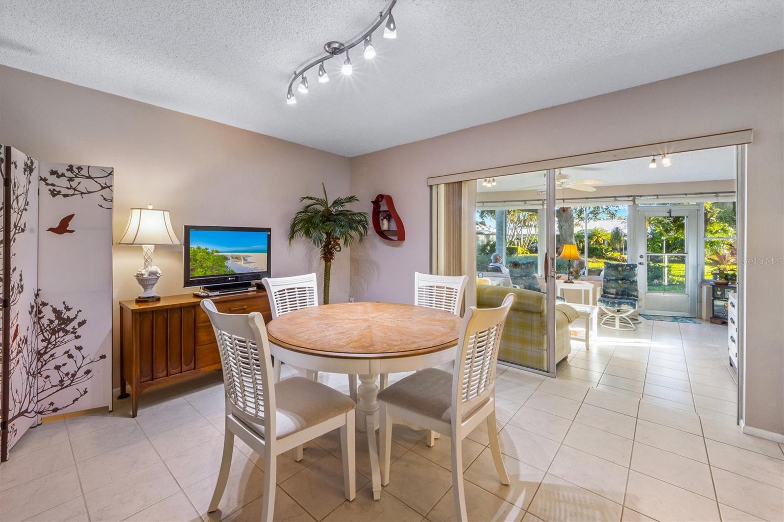 Image 7 of 26 For 7311 7th Avenue W 7311
