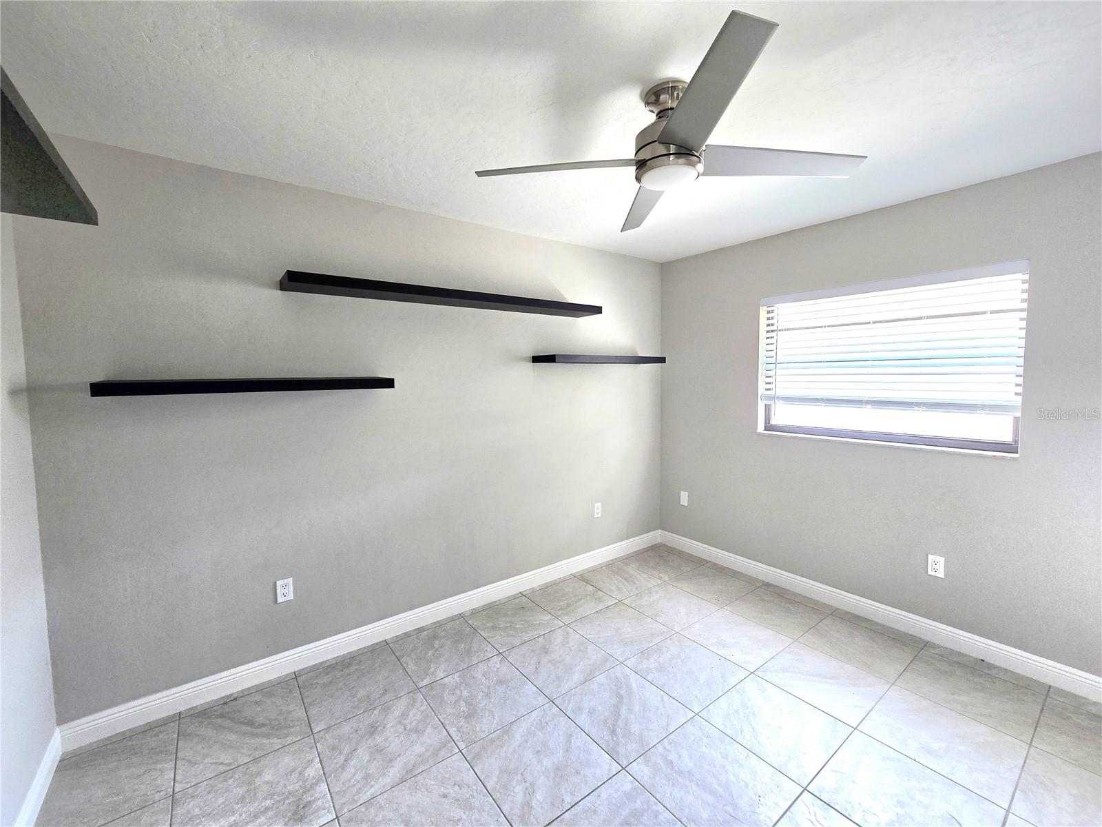 Image 20 of 31 For 2204 34th Street W