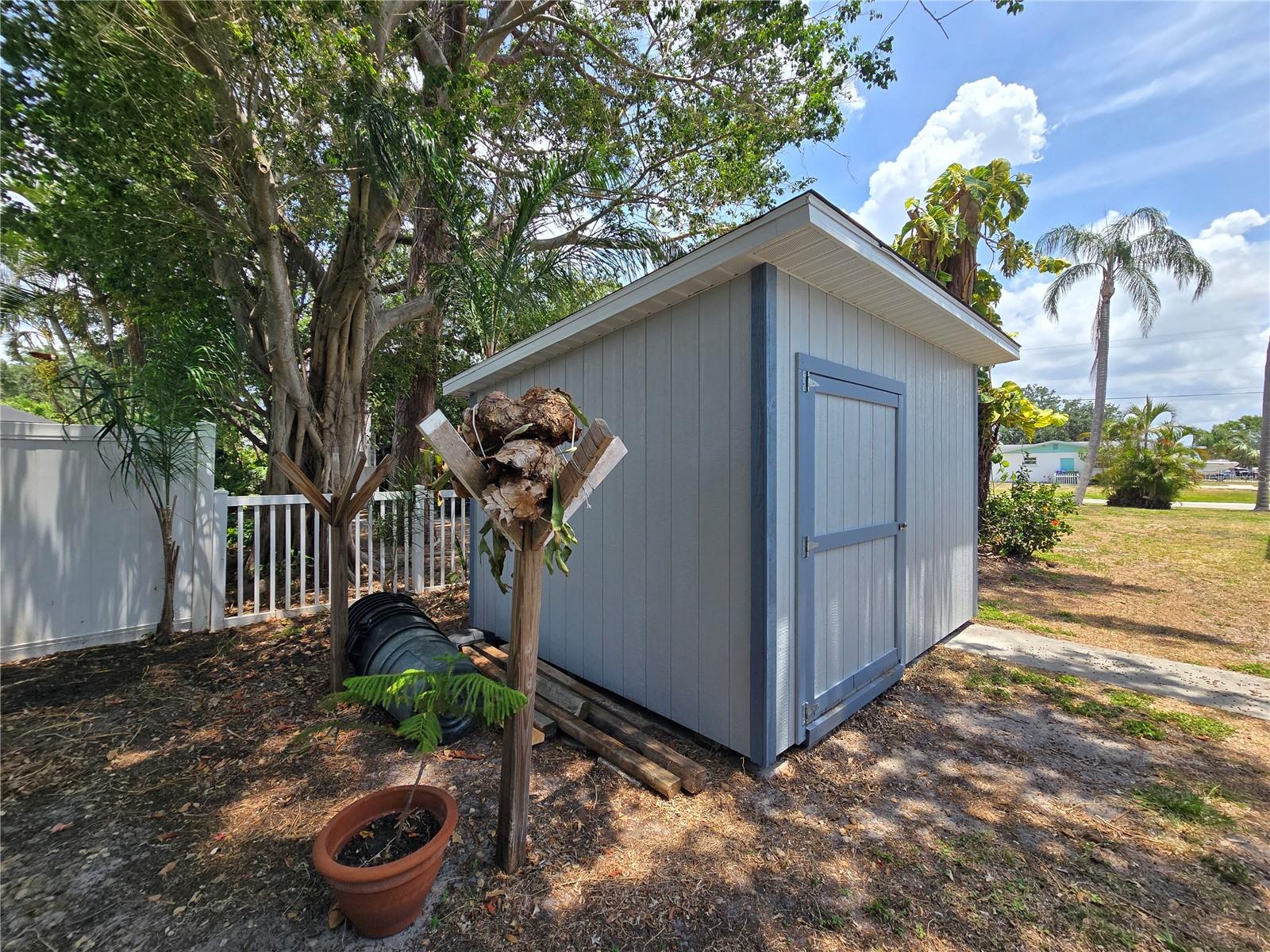 Image 28 of 31 For 2204 34th Street W