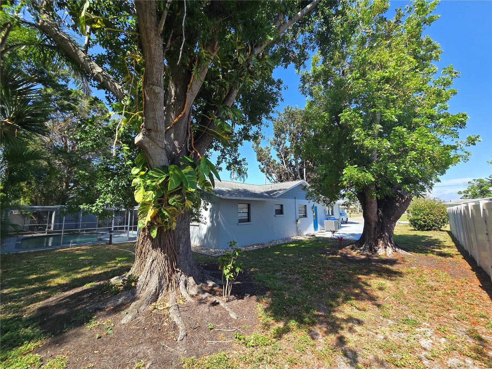 Image 31 of 31 For 2204 34th Street W